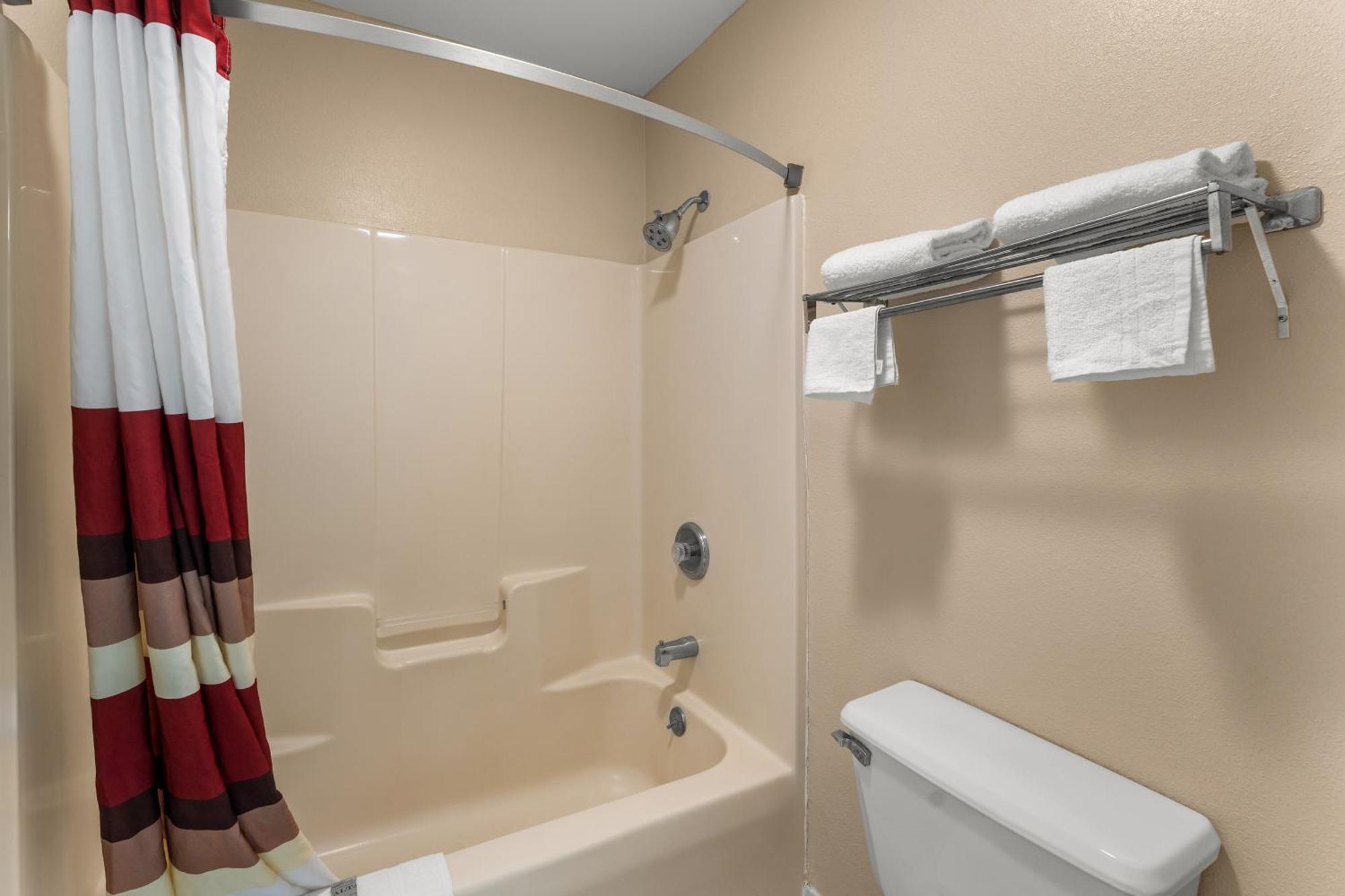 Americas Best Value Inn-Montezuma Екстериор снимка